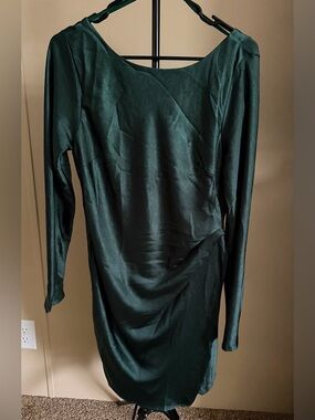 NWT Selfie Leslie Dark Emerald Green Satin Dress Size Large
